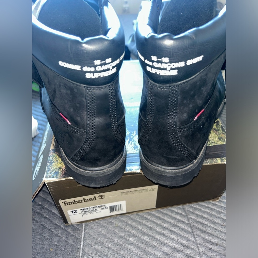 Supreme CDG Timberlands black size 12